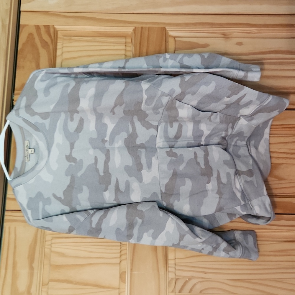 Express camo sweatshirt